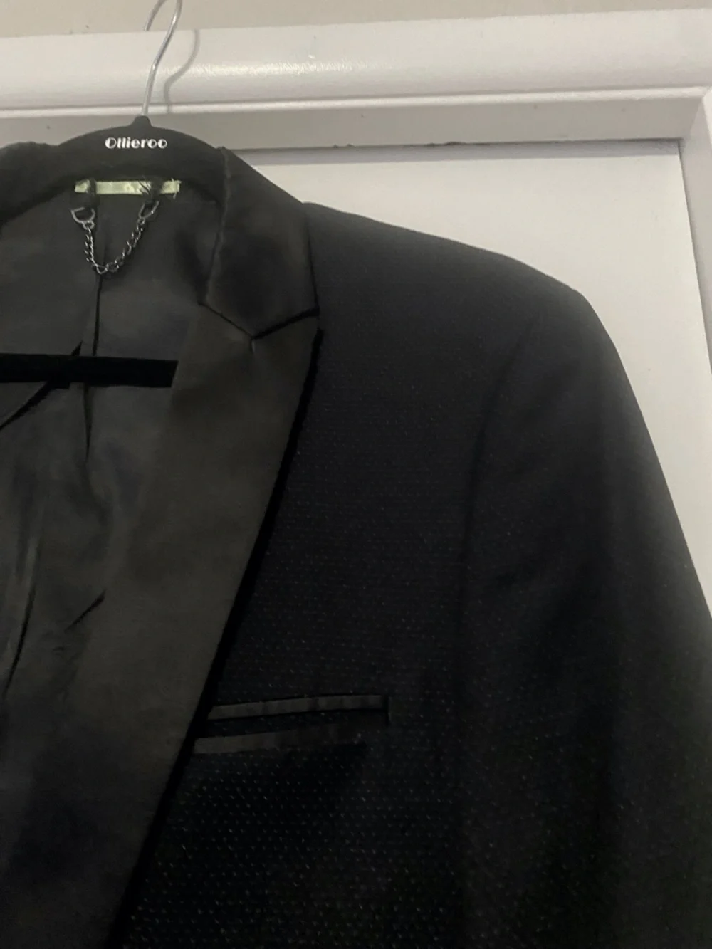 Van Heusen Mens Poly/Rayon Black Tuxedo Jacket SZ 38R/Skinny Fit/NWT